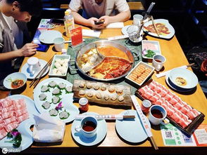 排隊(duì)擠破門(mén) 嘉峪關(guān)蜀韻蜀味火鍋店瘋狂周年慶,豪禮享不停